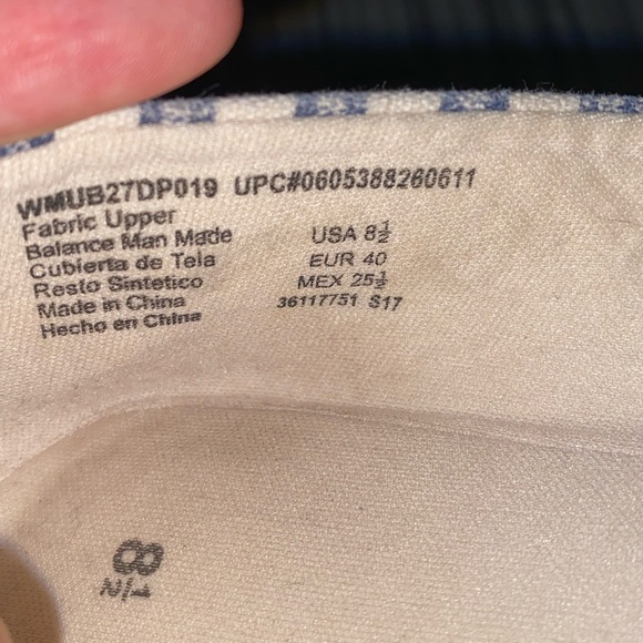 Women's Basic Slip On Casual Shoes Ballet Style White Blue Stripe Sz 8.5 - Picture 3 of 13